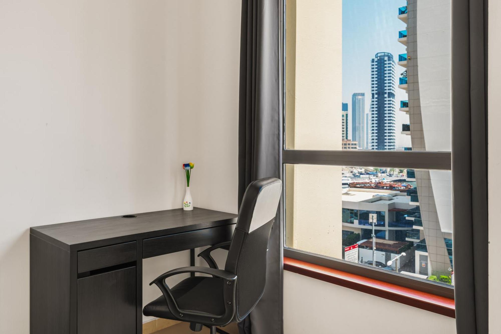 Beautiful 2br & 4br On Jbr Beach, Walking Distance To Bluewaters Island - By Sunkissed Homes