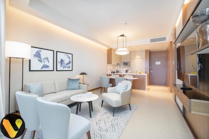 Vogue - Address Opera By Emaar