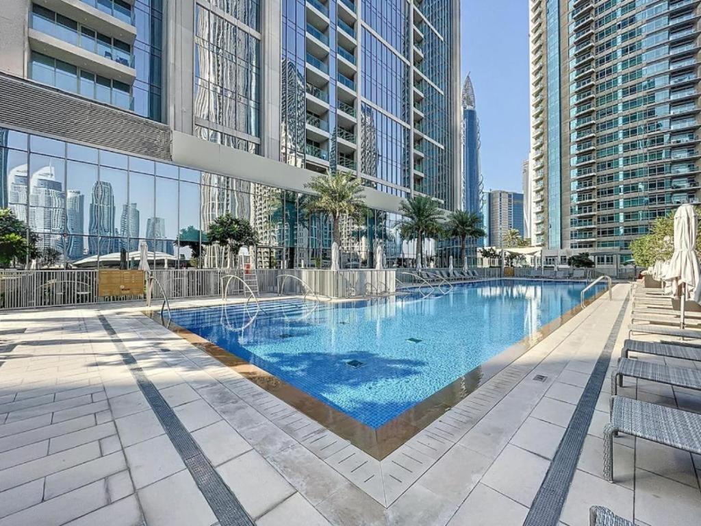 New! Panoramic Downtown & Fountain Views From High Floors Dubai