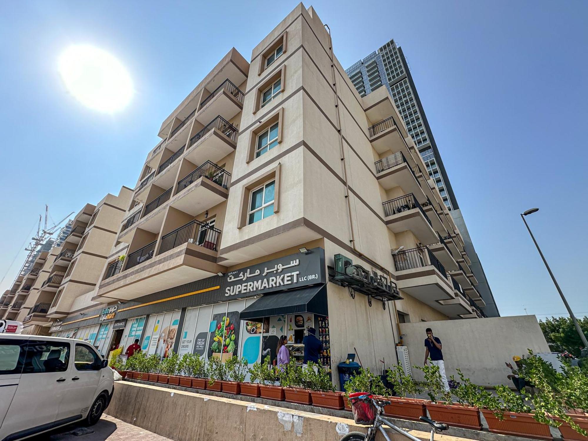 Marco Polo - With Garden, Spacious, Newly Furnished * Dubai