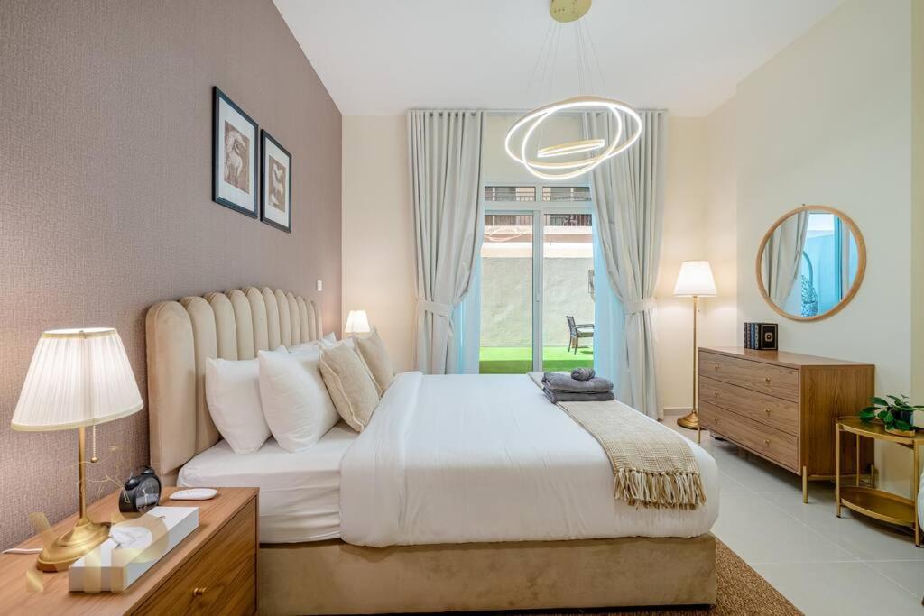 Apartamento Marco Polo - With Garden, Spacious, Newly Furnished Dubai