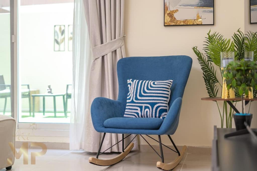 Marco Polo - With Garden, Spacious, Newly Furnished Apartamento *