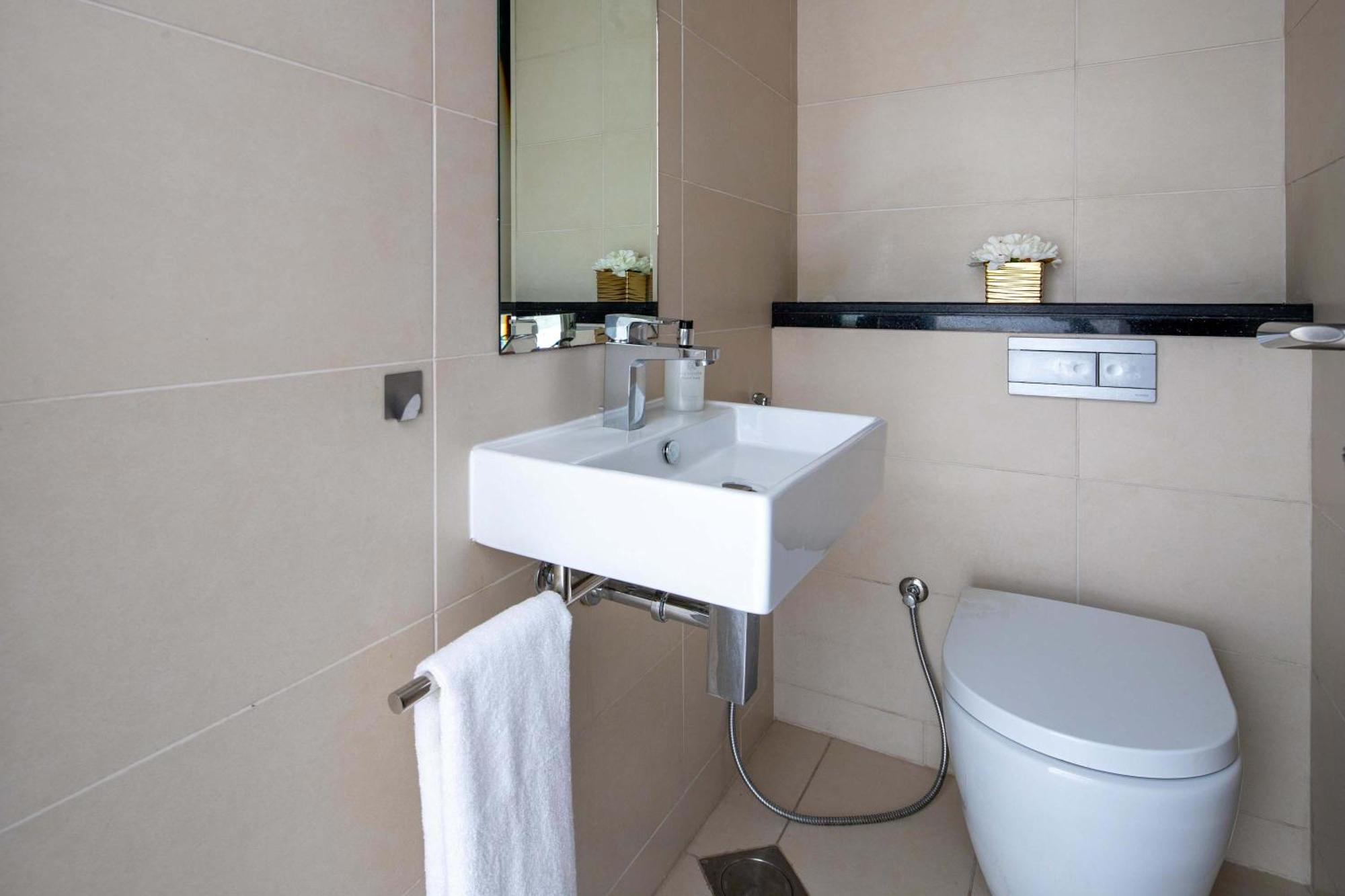 Frank Porter - Silverene Tower B Apartamento *