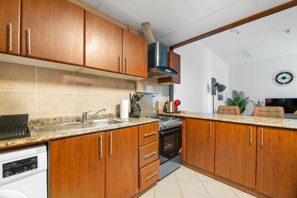 Stonetree - Homelike 1br In Marina Dubai