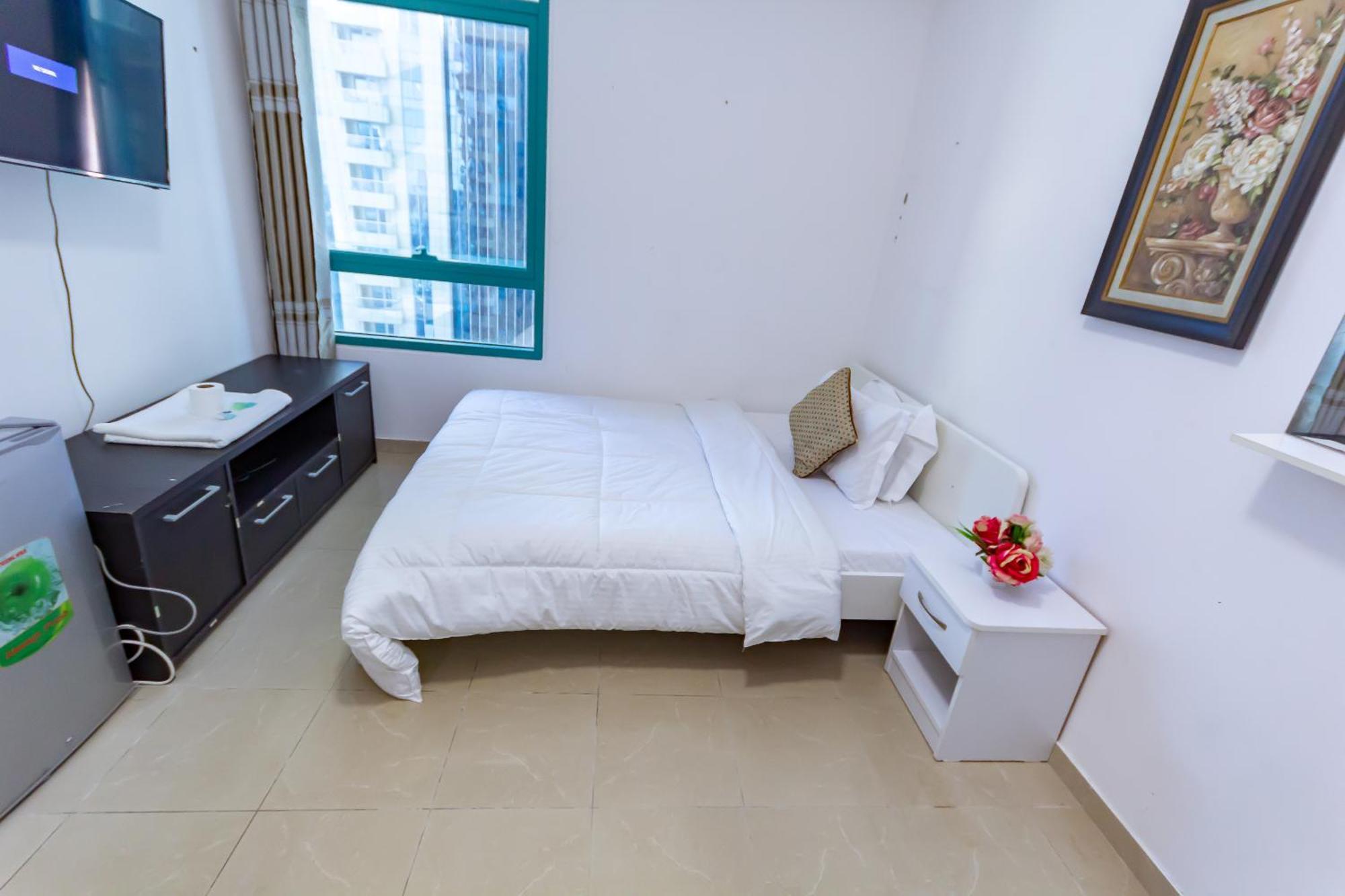 Nice Budget And Bed Space For 