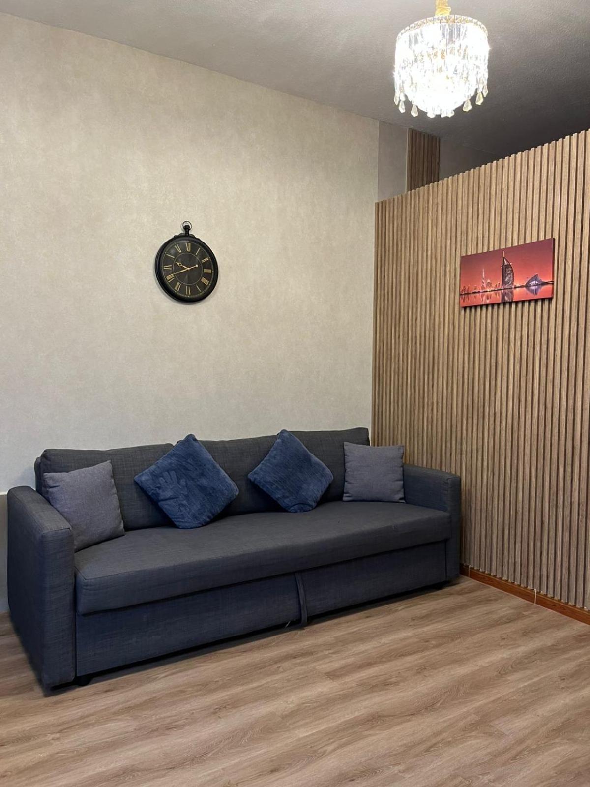 Newly Renovated One Bed D2-1215 *