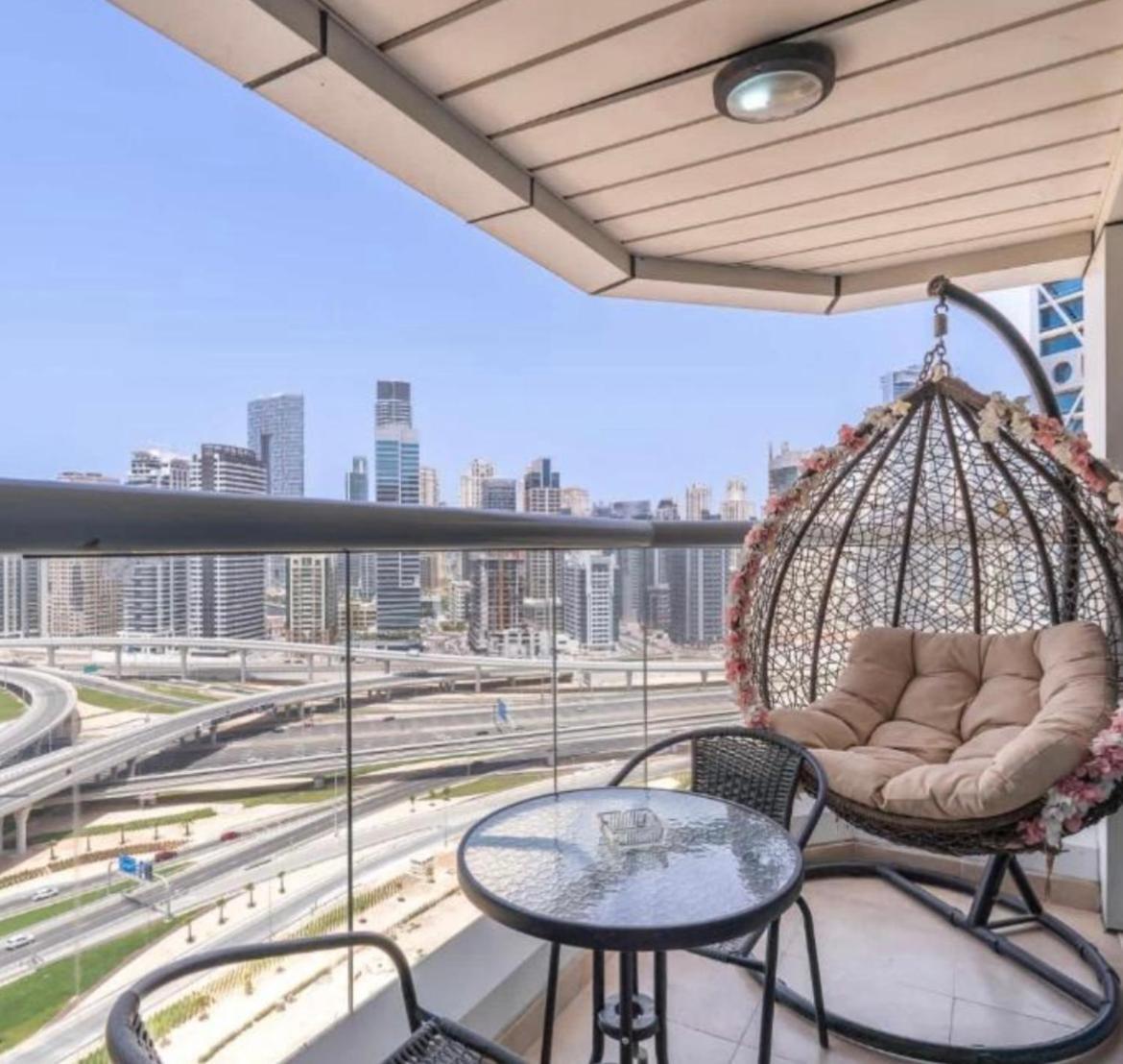 Daire Jumeirah Towers *