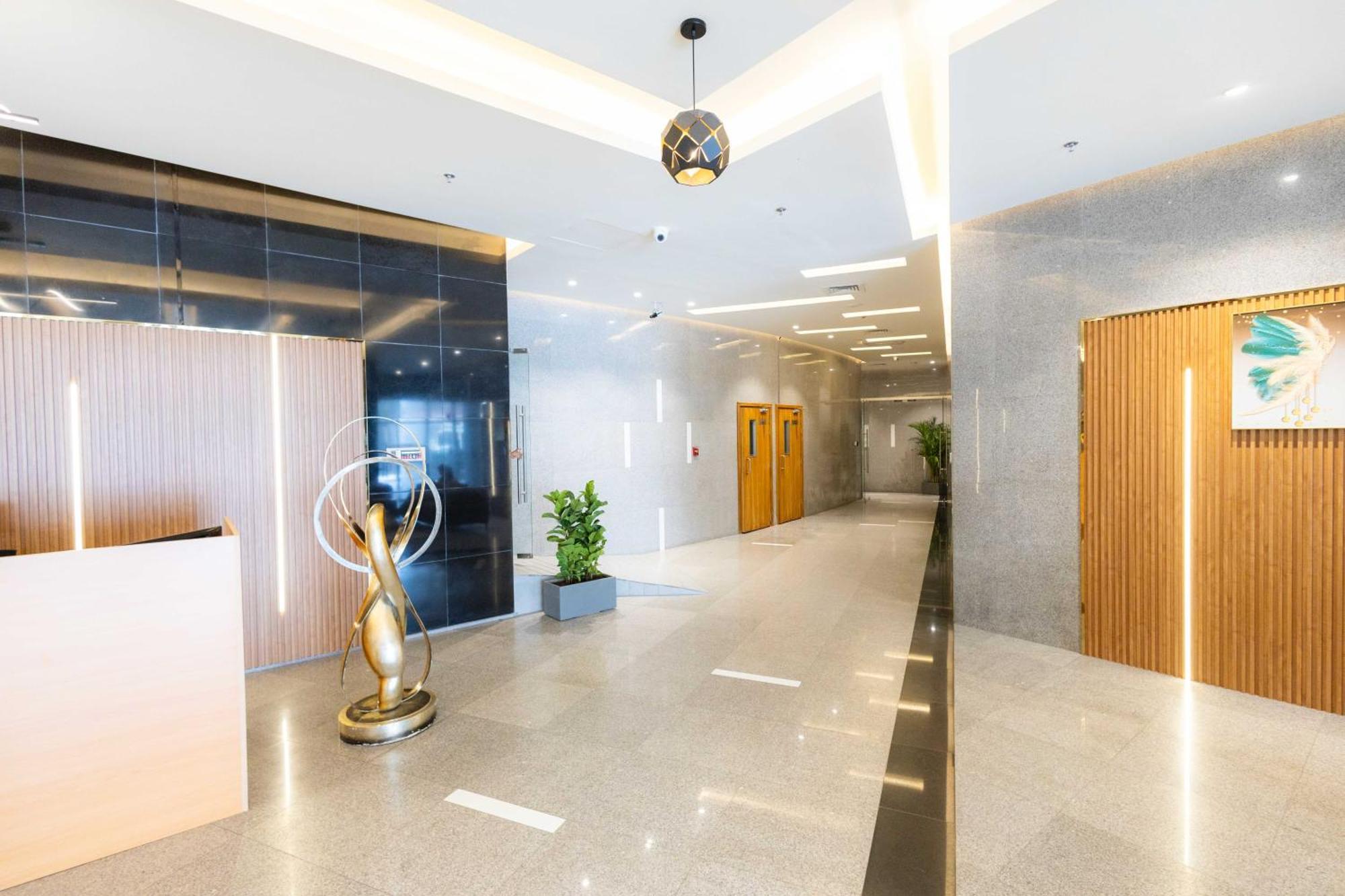 Burj Al Nujoom Downtown, Mall, Fountain Views & Burj Khalifa Apartment Dubai
