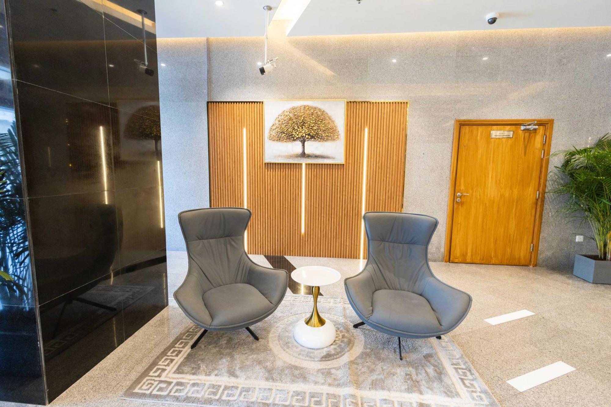 Burj Al Nujoom Downtown, Mall, Fountain Views & Burj Khalifa Apartment Dubai