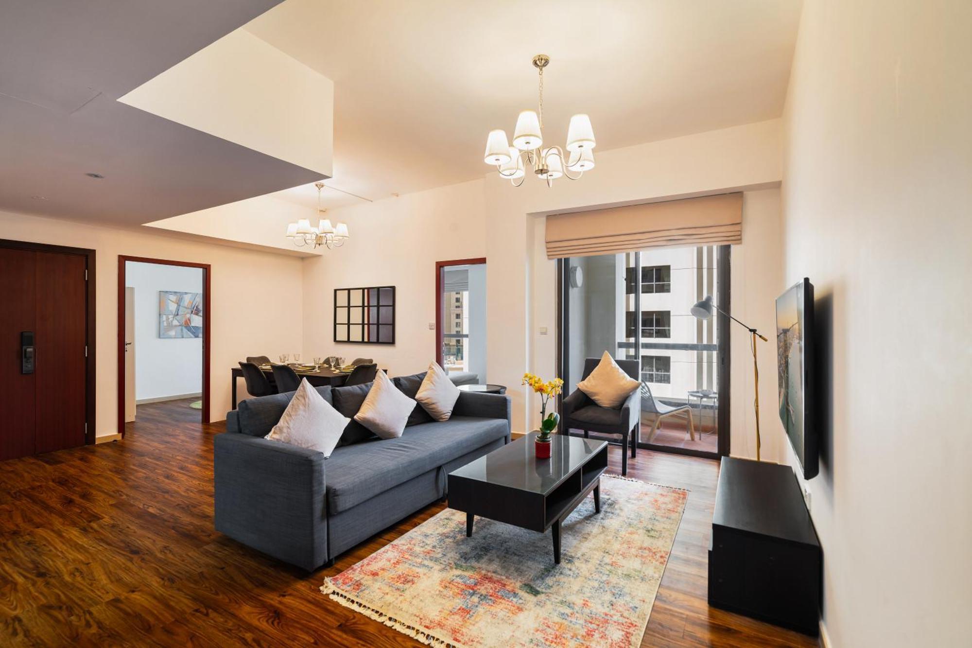 Daire Specious 5br Maid On Jbr Prime Location! Walk To The Mall, Dining & Entertainment - By Sunkissed Homes Dubai