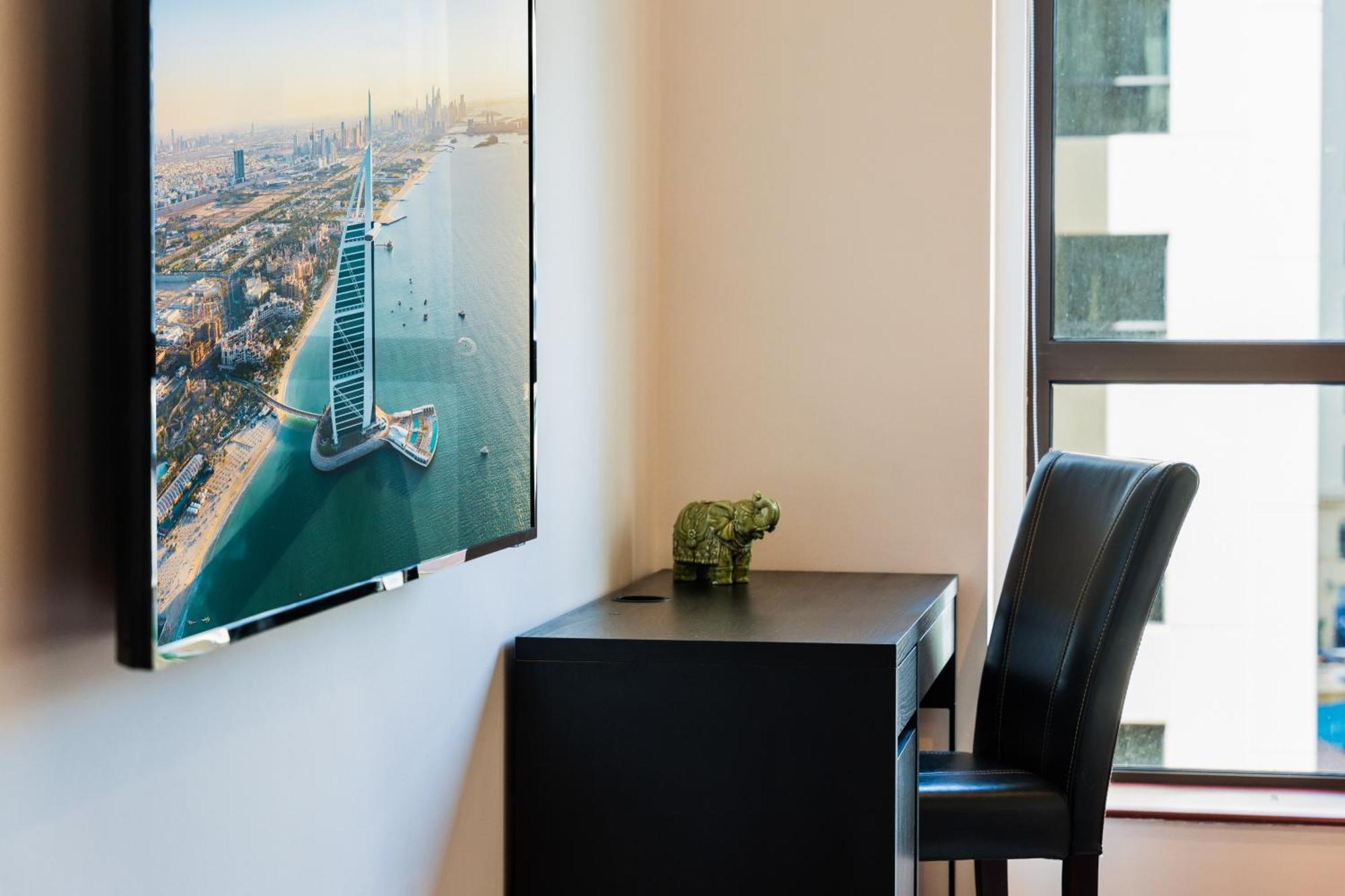 Specious 5br Maid On Jbr Prime Location! Walk To The Mall, Dining & Entertainment - By Sunkissed Homes *