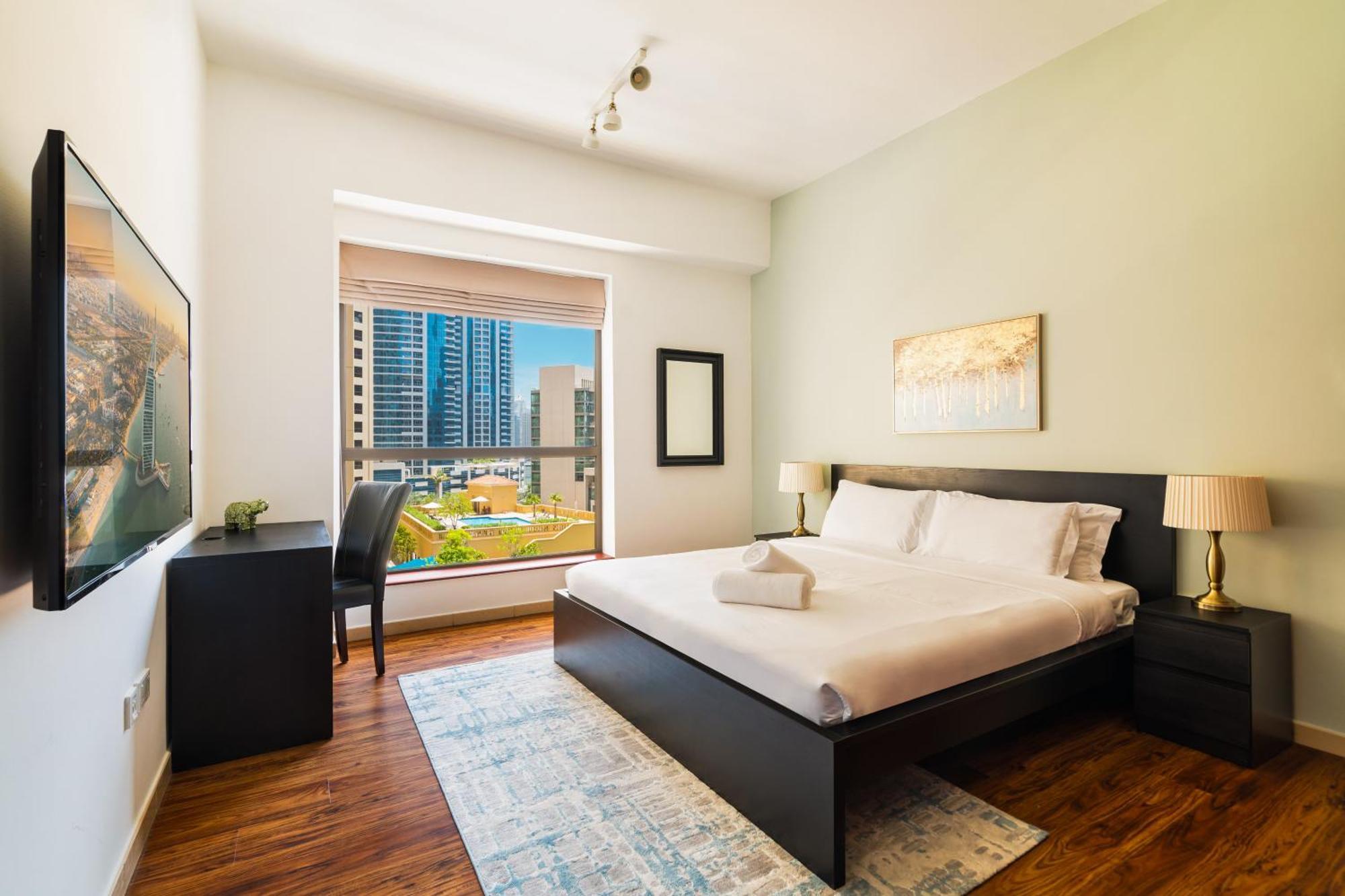 Specious 5br Maid On Jbr Prime Location! Walk To The Mall, Dining & Entertainment - By Sunkissed Homes Daire *