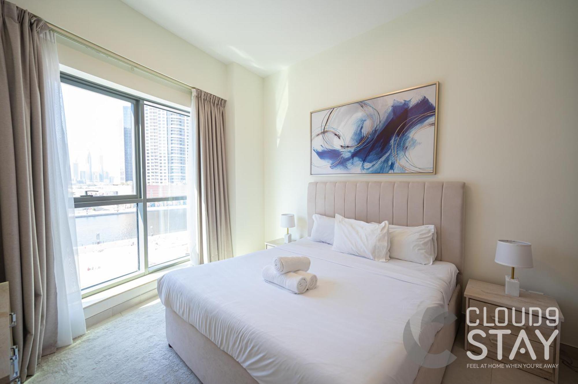 Cloud 9 - The Bay Tower Apartment *