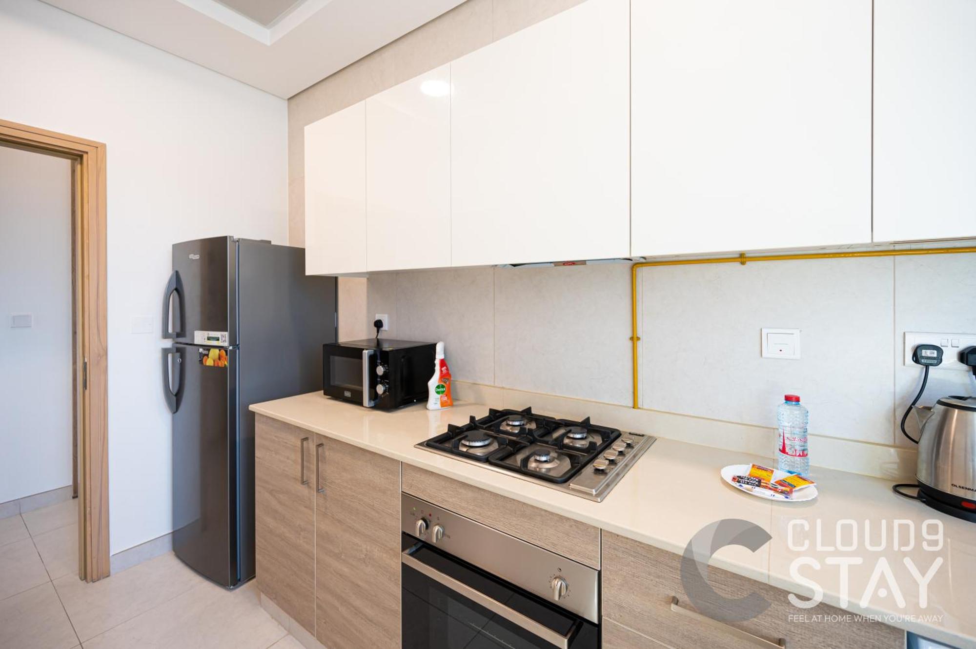 Cloud 9 - The Bay Tower Apartment