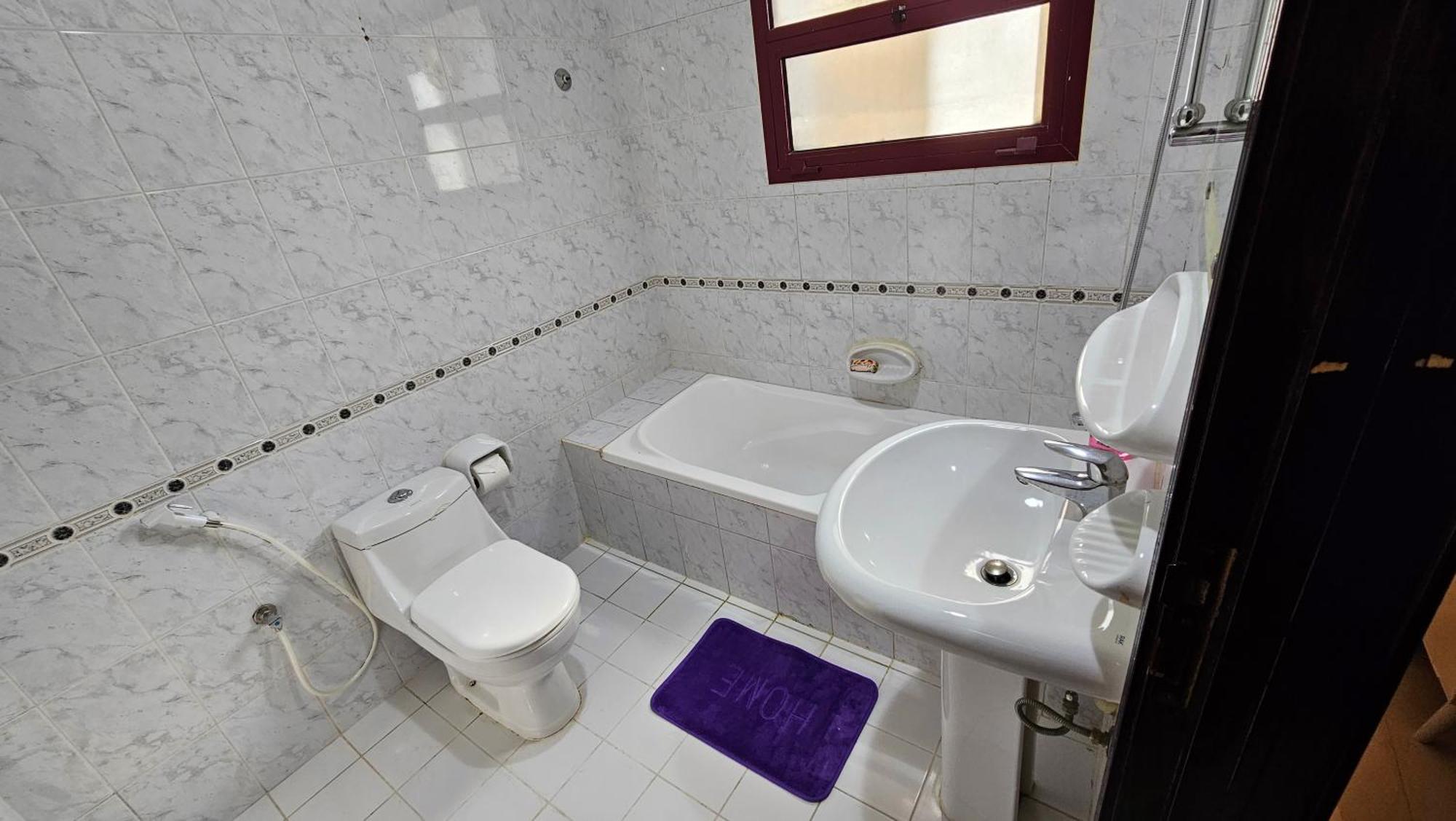 Deluxe In Near Airport