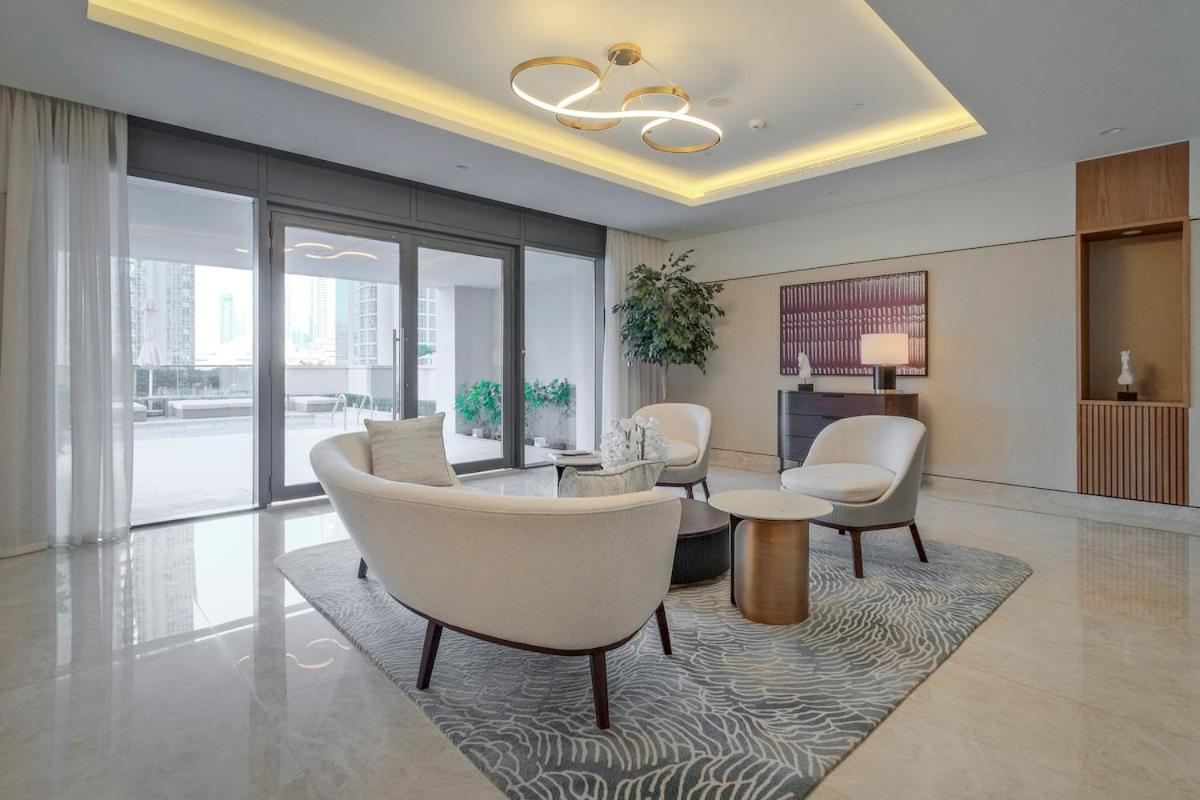 Graceful 2-bedrooms Near Burj Khalifa And Mall! * Dubai