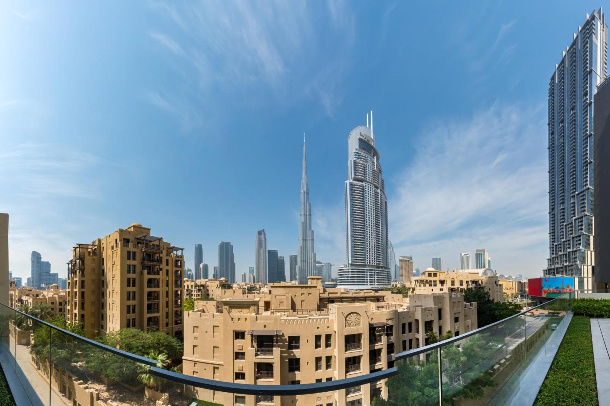 Al-fannan At Burj Royale - Best Downtown City View - Brand New Luxury 1 Bedroom