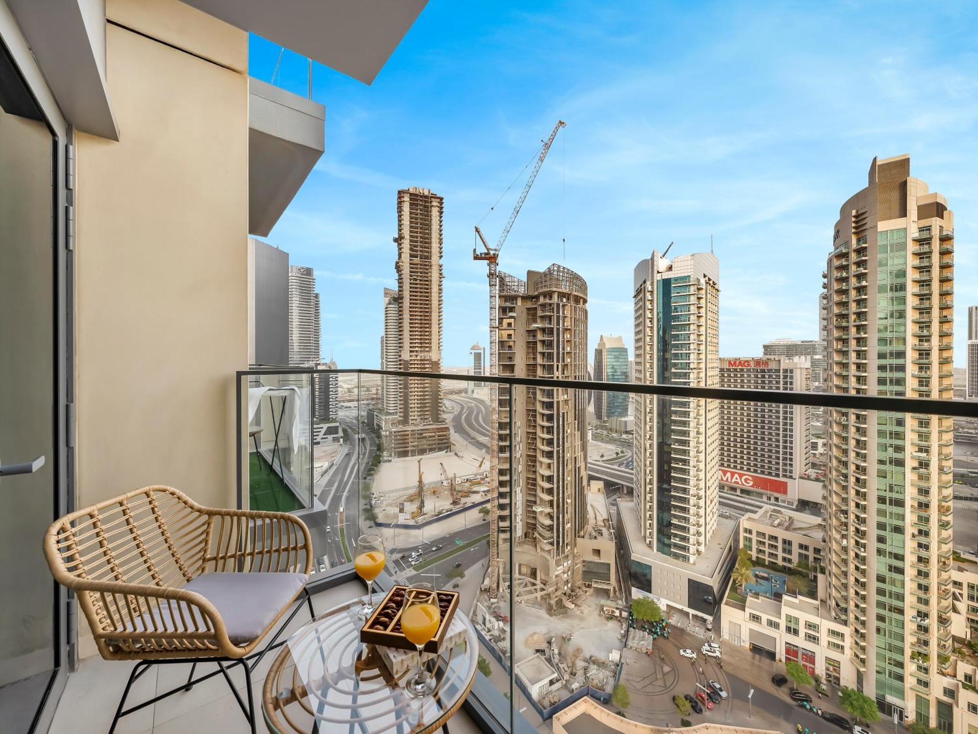 Apartment Al-fannan At Burj Royale - Best Downtown City View - Brand New Luxury 1 Bedroom Dubai