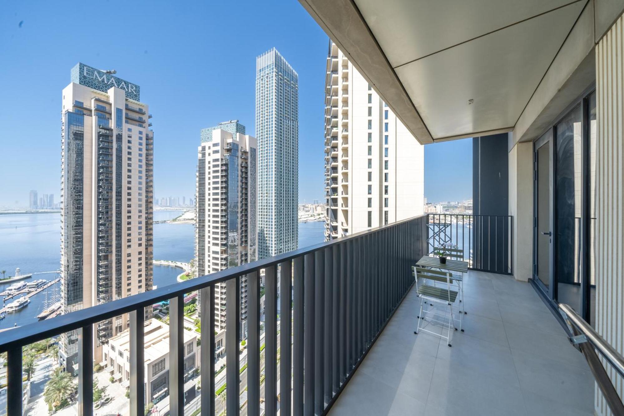 Homes Beyond I 2 Bedroom With Panoramic Creek View *