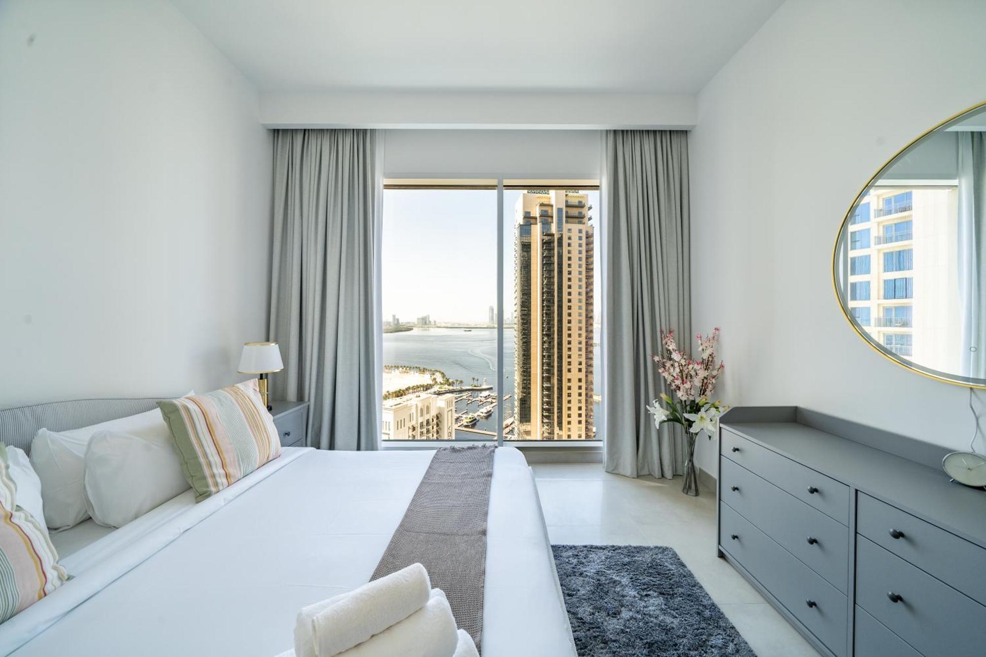 Homes Beyond I 2 Bedroom With Panoramic Creek View