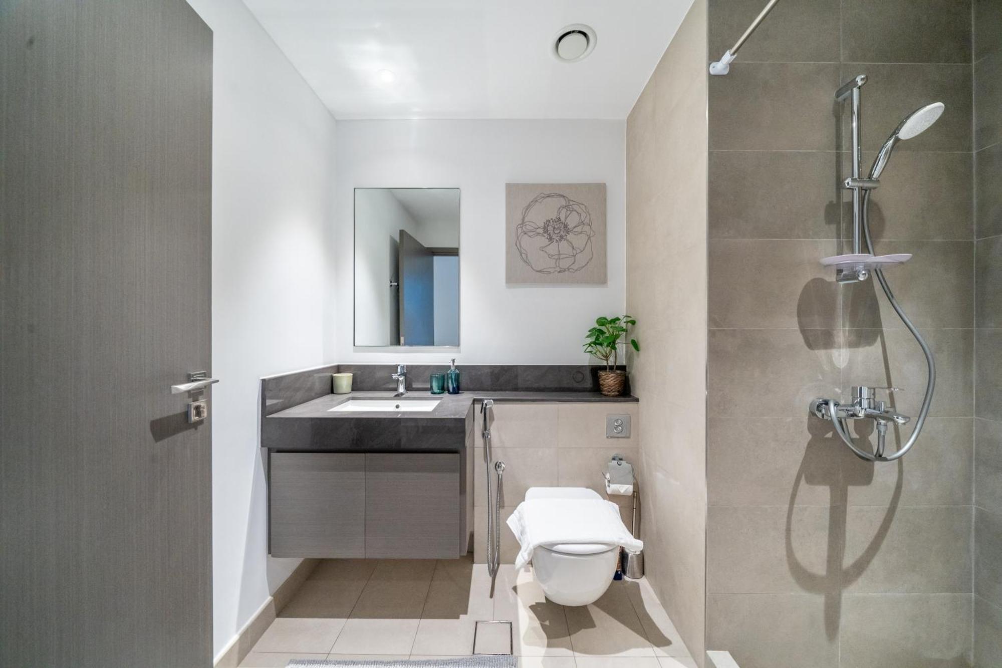 Apartment Homes Beyond I 2 Bedroom With Panoramic Creek View Dubai