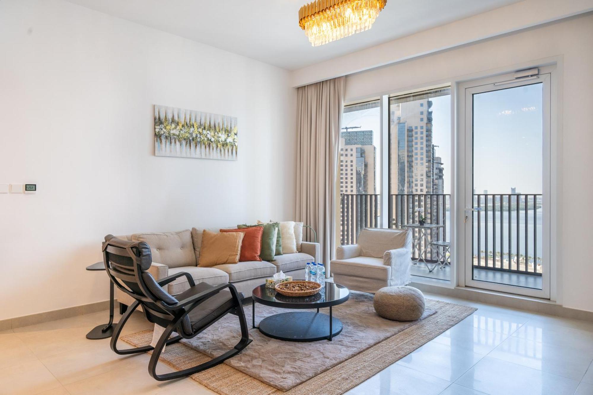 Homes Beyond I 2 Bedroom With Panoramic Creek View *