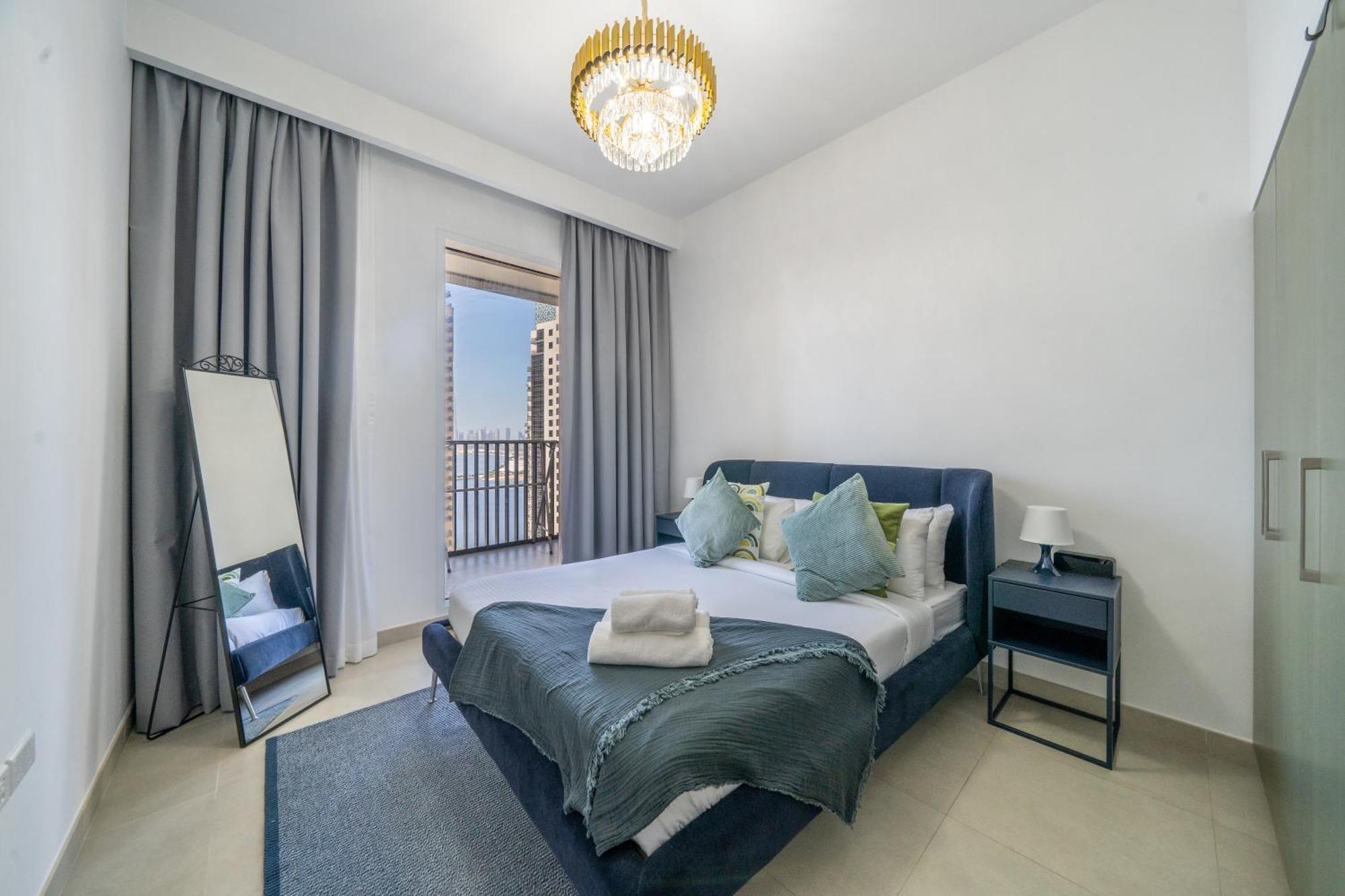 Homes Beyond I 2 Bedroom With Panoramic Creek View * Dubai
