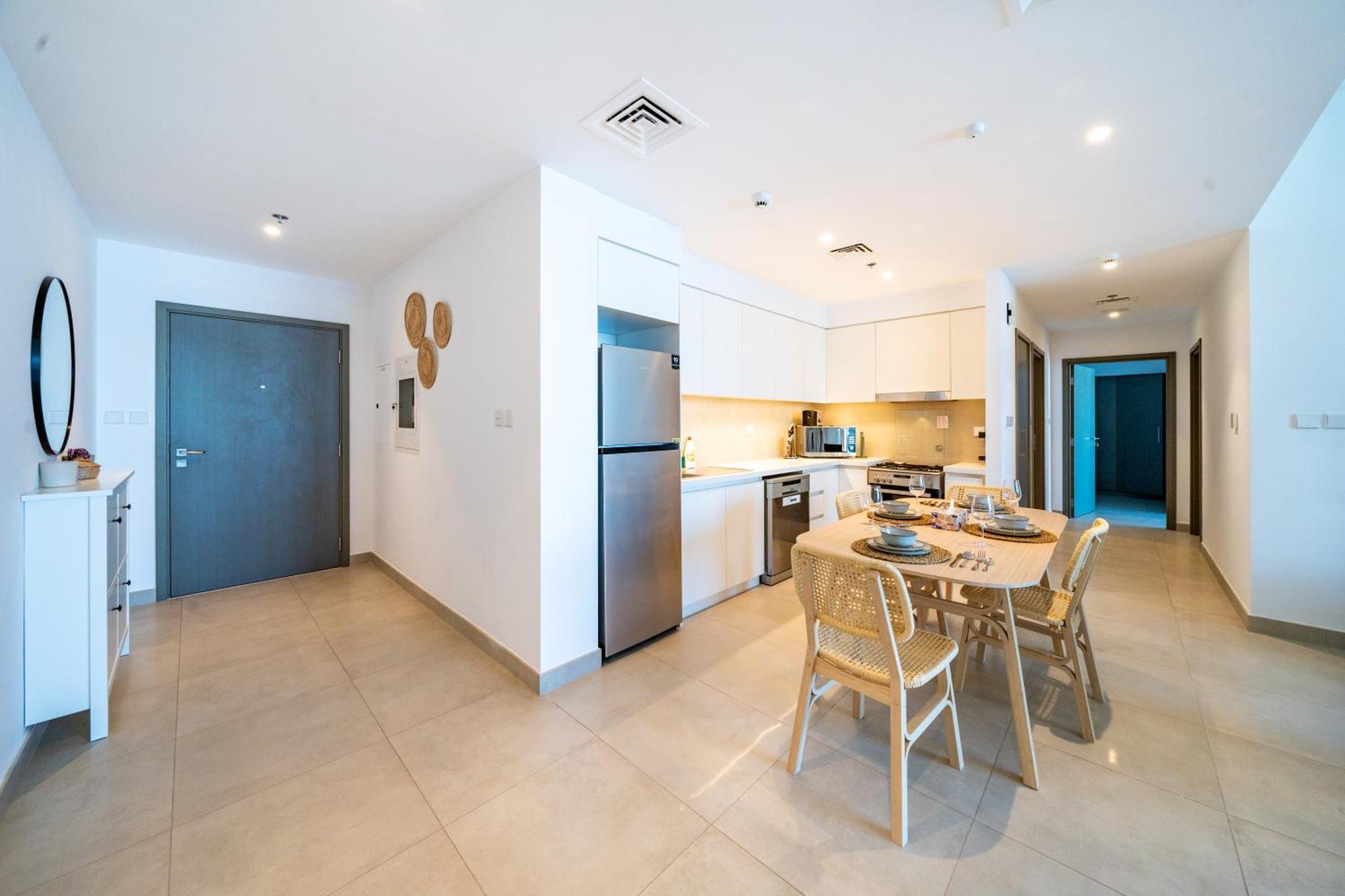 Apartment Homes Beyond I 2 Bedroom With Panoramic Creek View