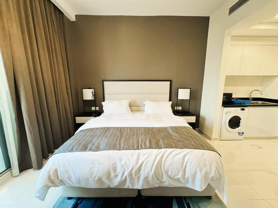 The Spacious At Jvc- Ezytrac Apartment Dubai