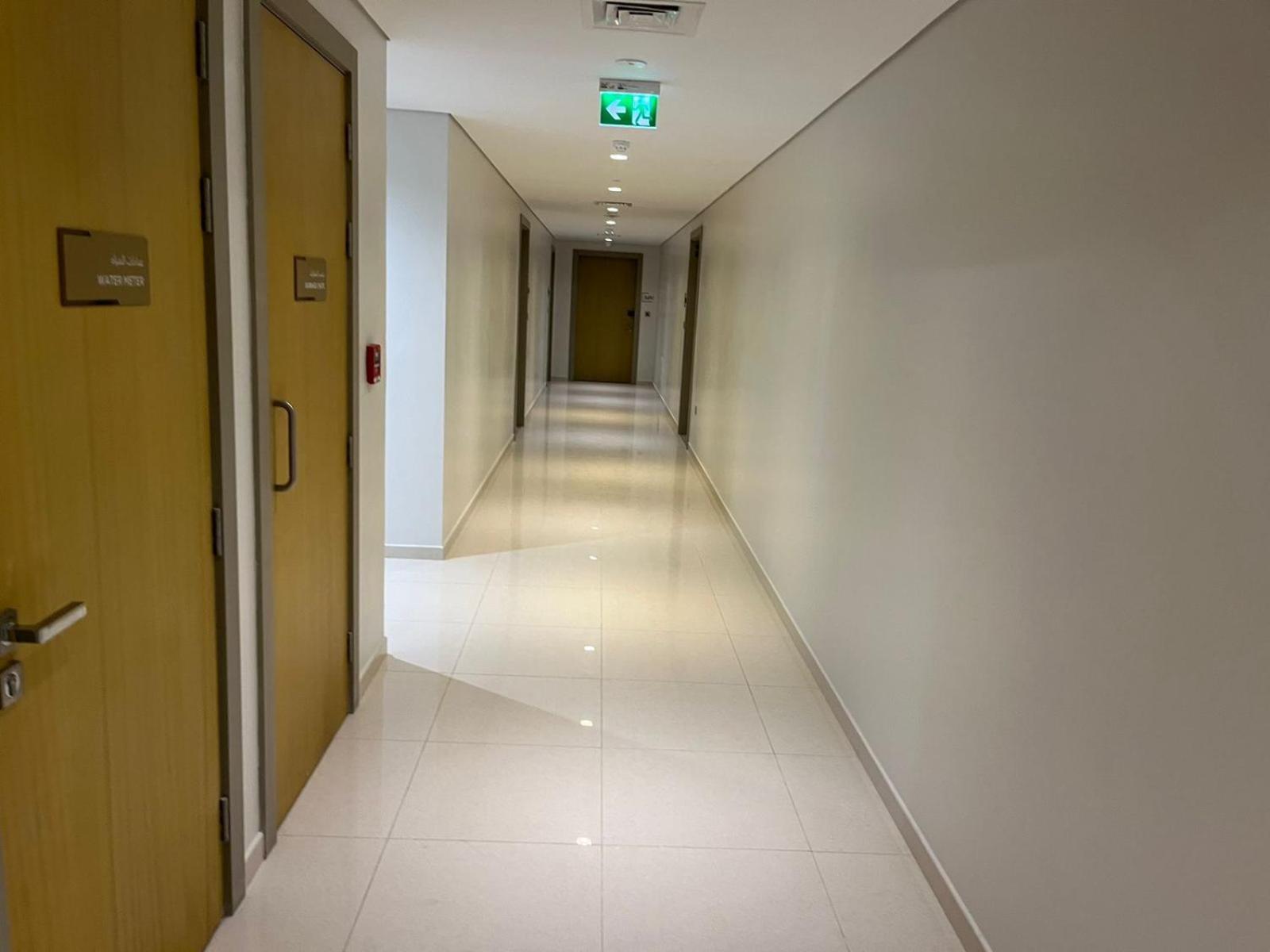 Apartment Very Spacious 2 Bedroom Modern Comfort In The Heart Of *