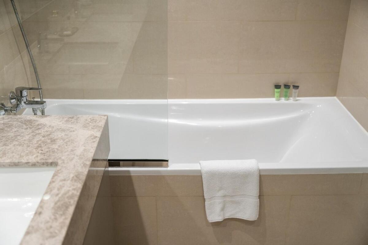 Apartment Graceful 2-bedrooms Near Burj Khalifa And Mall! *