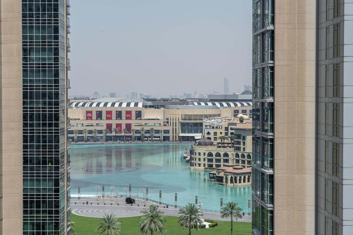 Graceful 2-bedrooms Near Burj Khalifa And Mall! Apartment