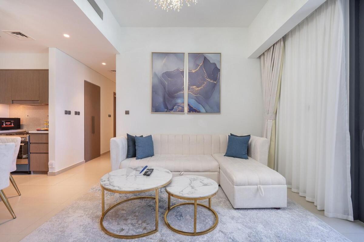 Graceful 2-bedrooms Near Burj Khalifa And Mall! Dubai