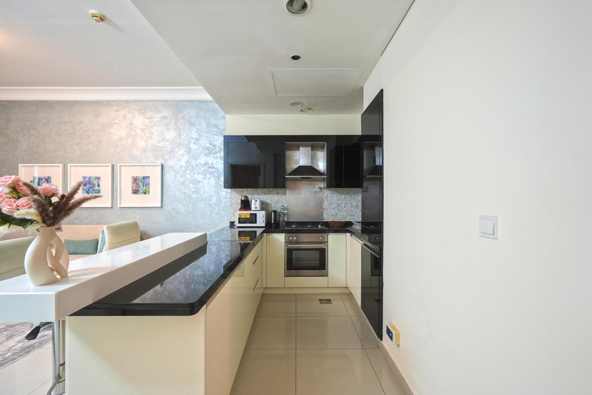Luxurious 1br Damac Maison Mall Street Very Near Mall By Anw Apartment