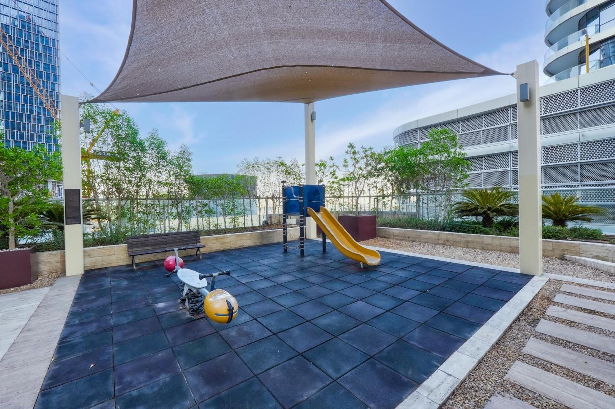 Apartment Luxurious 1br Damac Maison Mall Street Very Near Mall By Anw Dubai