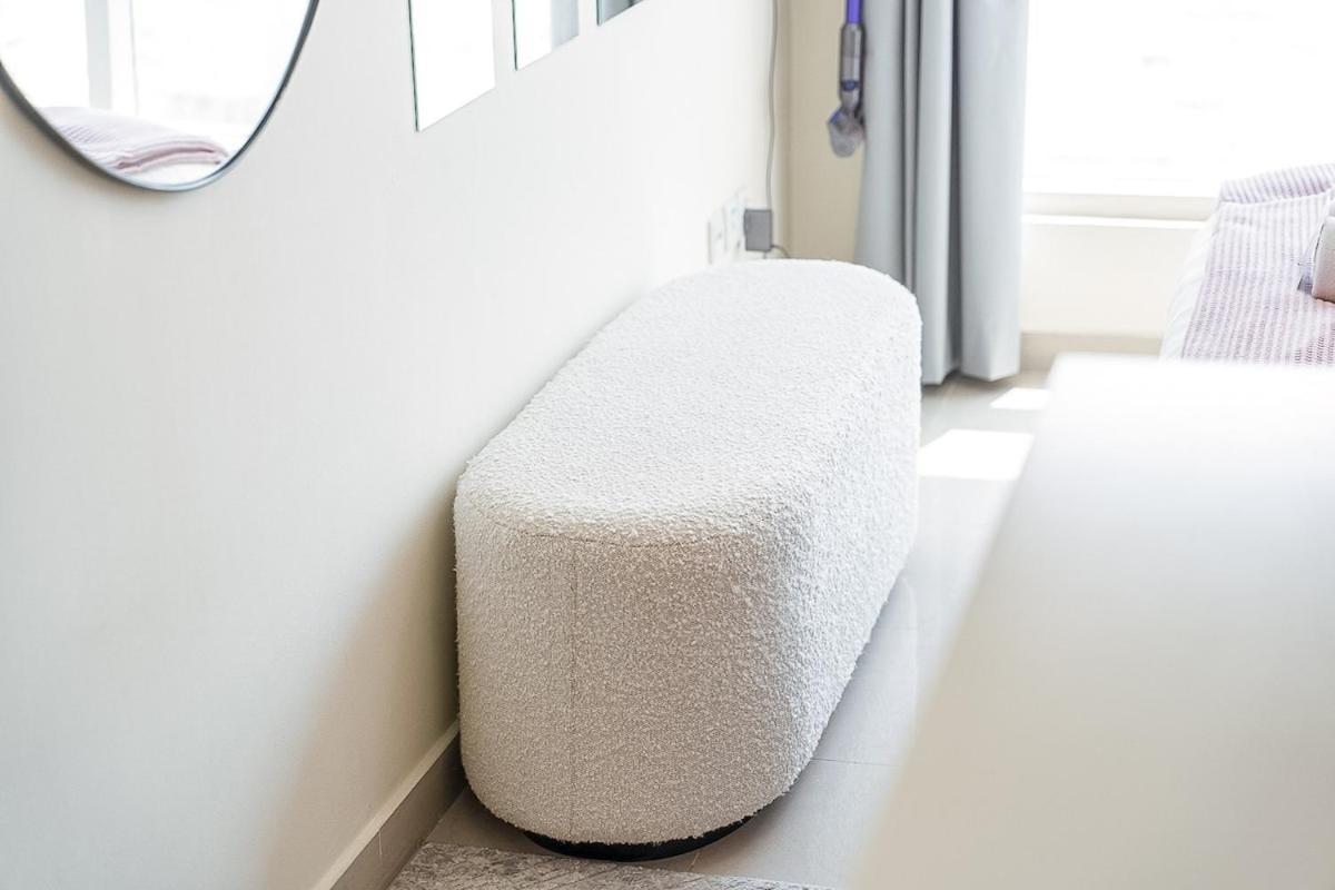 Modern Aesthetic 1-bedroom With Exudes Warmth And Style In Jlt! Daire