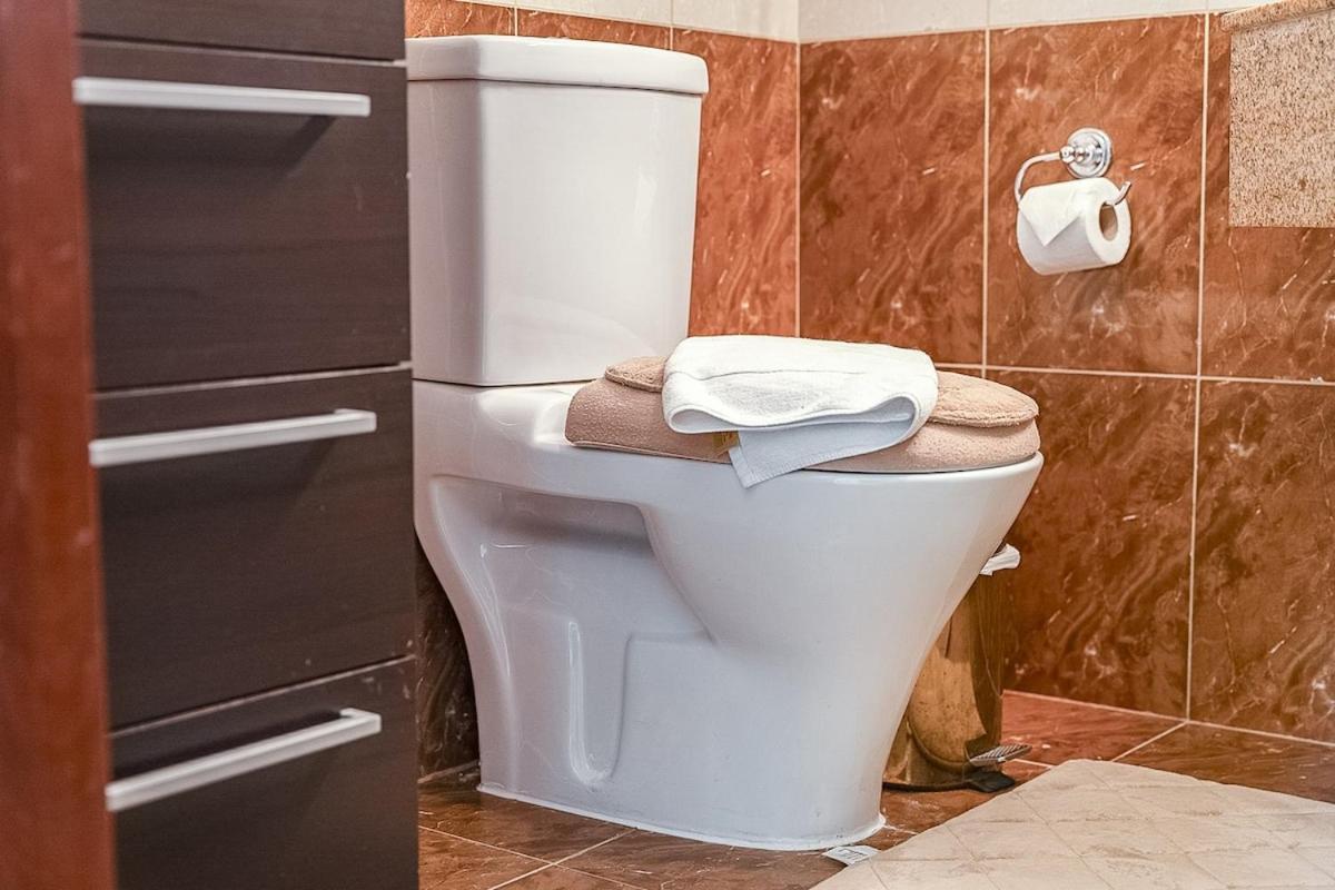 Modern Aesthetic 1-bedroom With Exudes Warmth And Style In Jlt! Daire