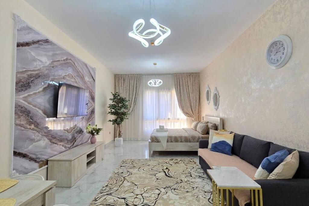Spacious In Siena 2 Dubai