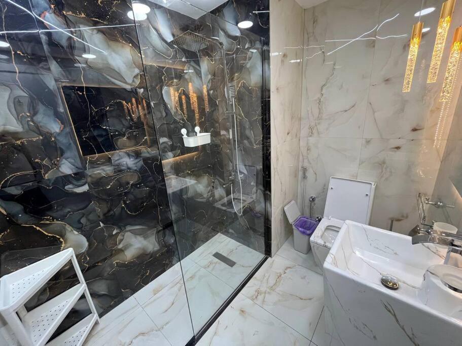 Spacious In Siena 2 Apartment Dubai