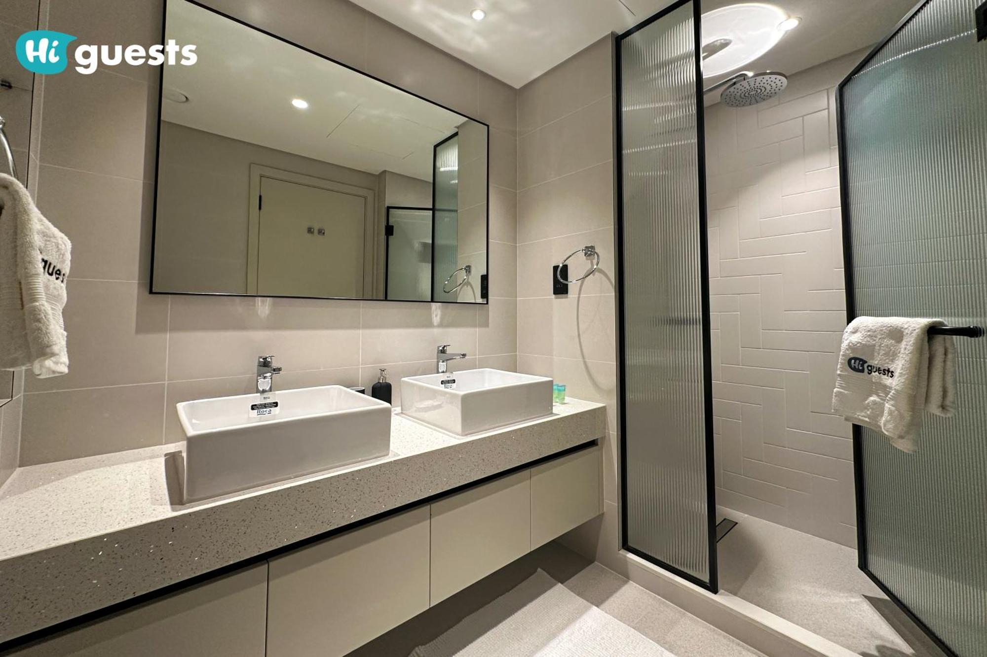 Apartment Higuests - Marina Vista Tower 1 With Views Of Marina And Ain Dubai