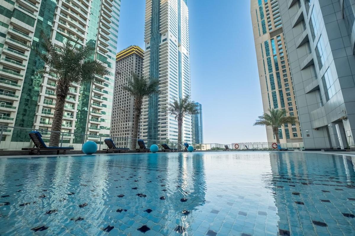 Apartment Exquisite 2-bedrooms At The Torch Tower In Marina Near The Beach! *