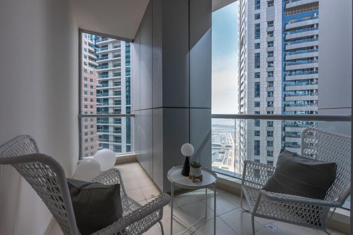 Apartment Exquisite 2-bedrooms At The Torch Tower In Marina Near The Beach! Dubai