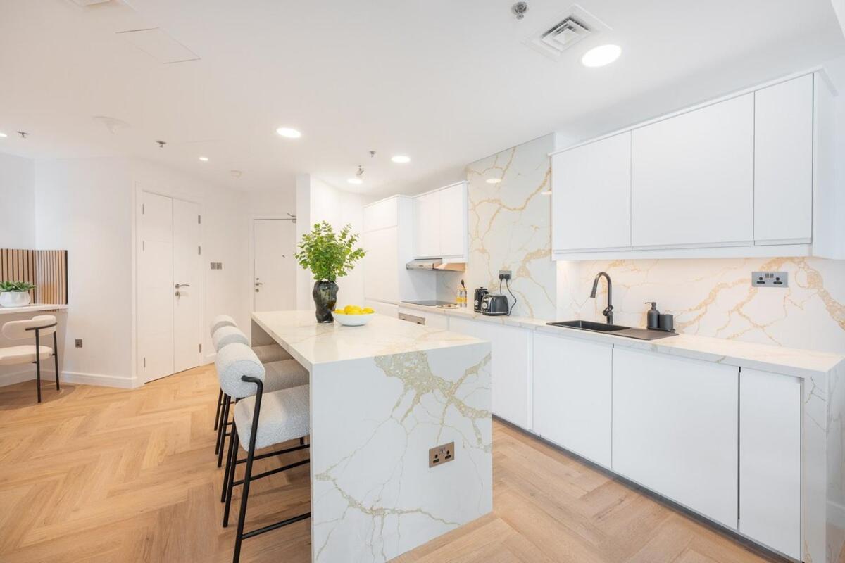 Exquisite 2-bedrooms At The Torch Tower In Marina Near The Beach!