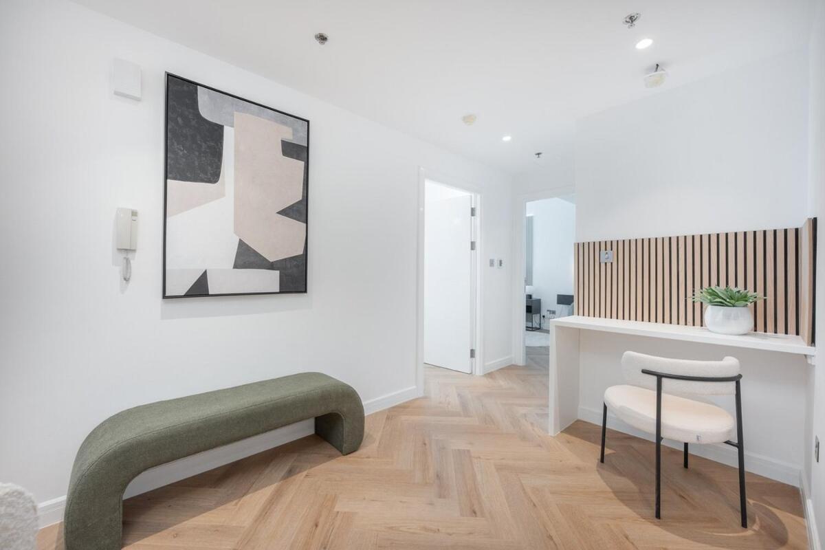 Exquisite 2-bedrooms At The Torch Tower In Marina Near The Beach!
