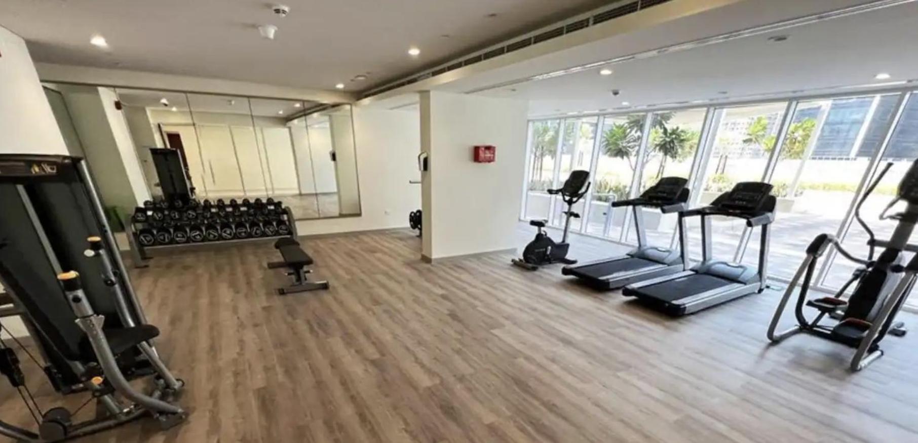 Apartment Aws Homes - Lux Gateaway Near Mall