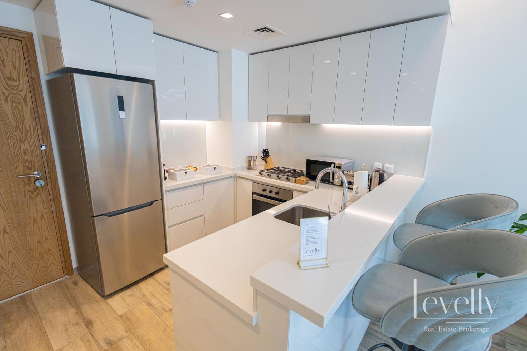 Stunning 1br With Panoramic Skyline View * Dubai