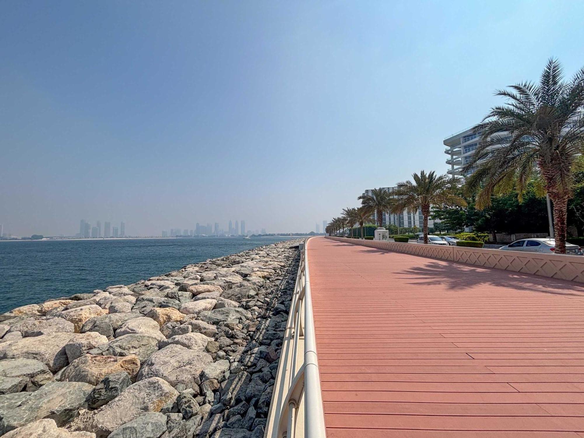 Apartment Frank Porter - Royal Amwaj Residences South Dubai