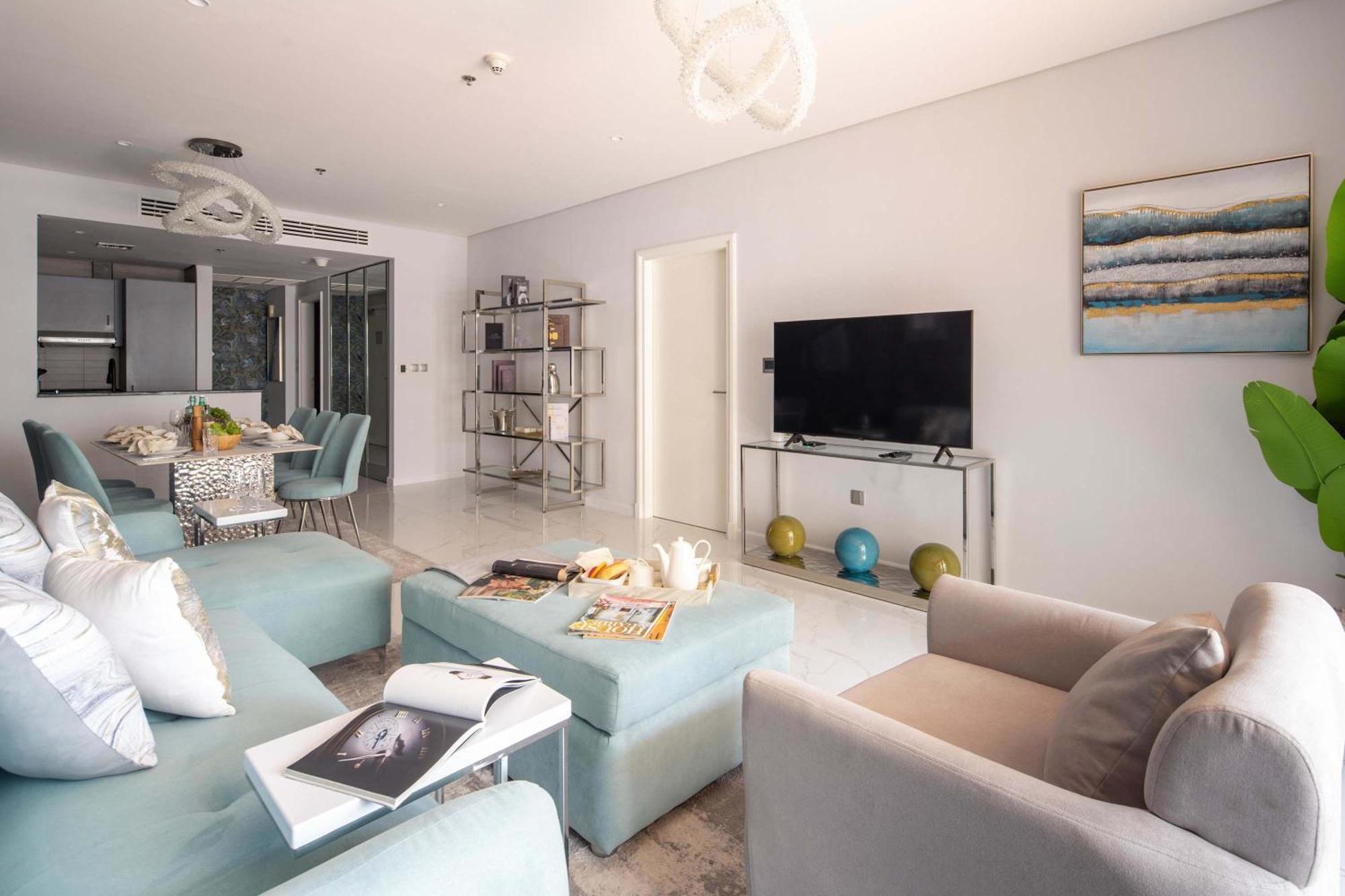 Frank Porter - Royal Amwaj Residences South * Dubai