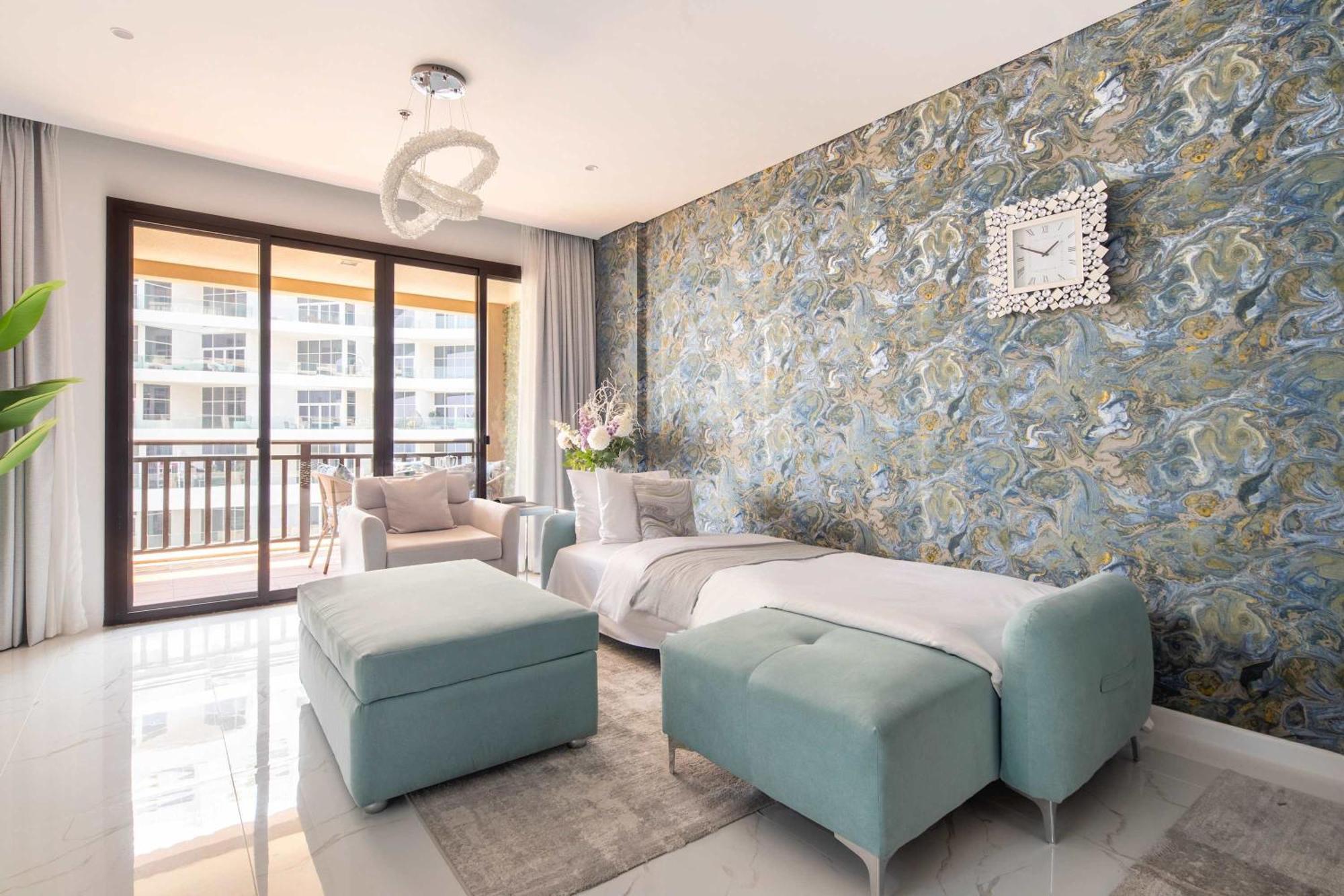 Frank Porter - Royal Amwaj Residences South * Dubai