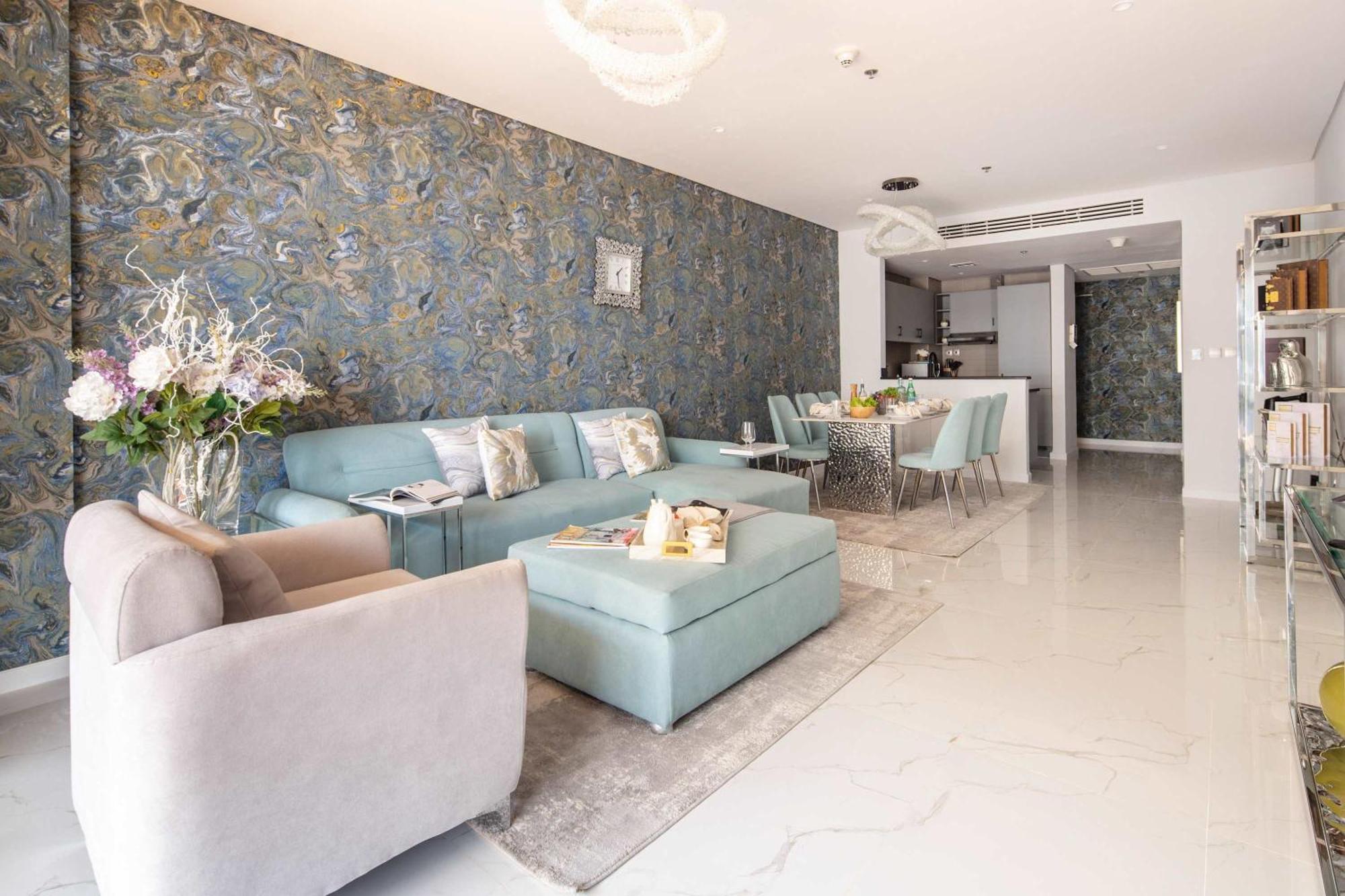 Frank Porter - Royal Amwaj Residences South Apartment Dubai